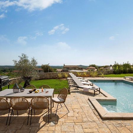 Villa Oscar Sveti Lovrec Pazenaticki Екстер'єр фото